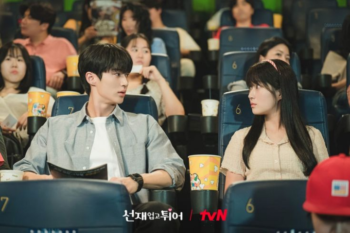 《背着善宰跑》观后心得，2024必看黑马韩剧！由边佑锡、金惠奫主演的纯爱喜剧-1
